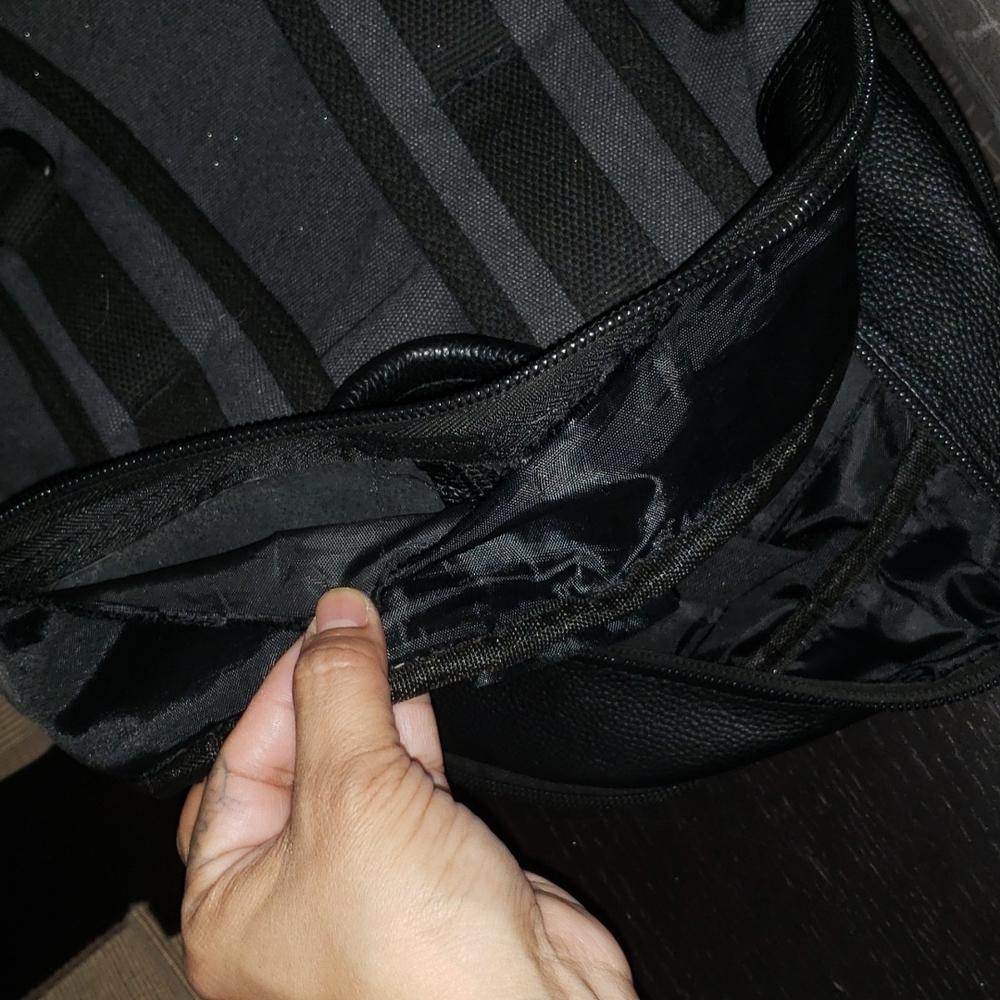 Large backpack - Picture 9 of 9